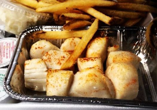 The Lobster House is a great alternative to pricey seafood dining with the hometown, lazy feel of a boardwalk restaurant. (Photo: Courtesy of Ed Morlock)